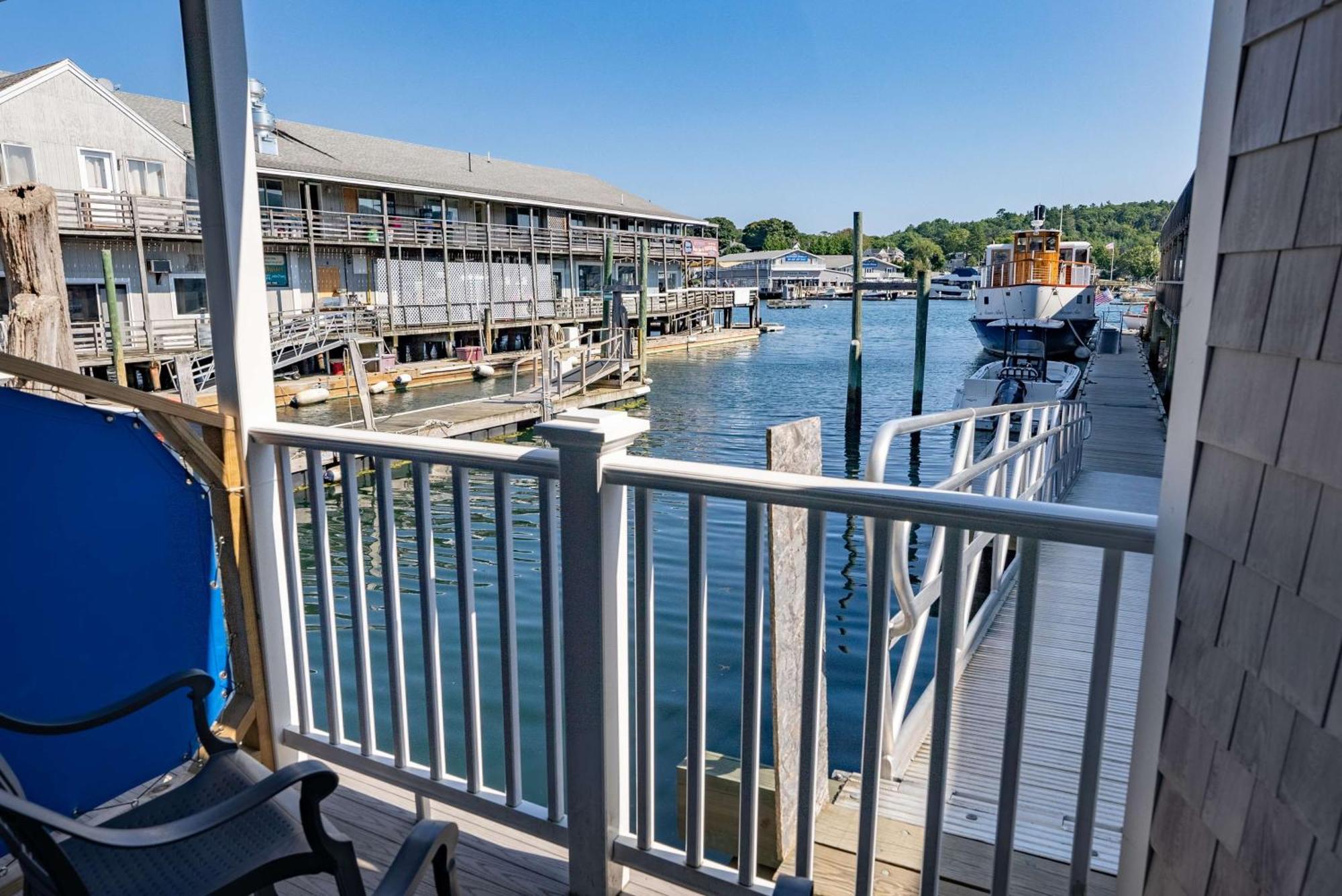 Fisherman'S Wharf Inn Boothbay Harbor Extérieur photo